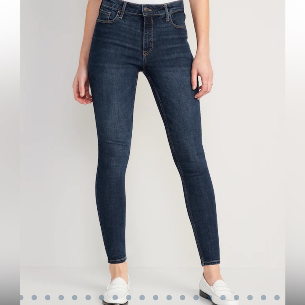 Old Navy High-Waisted Rockstar Super-Skinny Jeans for Women Size 6 Long